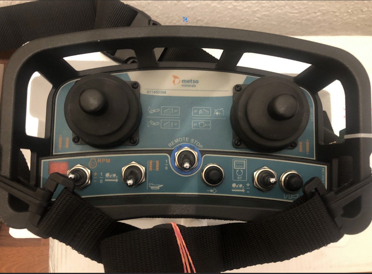 Mando emisor y indicador hidraulico para Metso LT